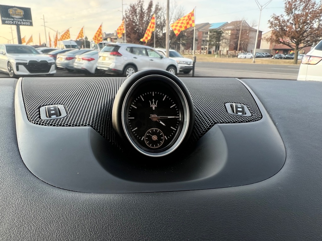 Photo 12 of this MASERATI LEVANTE