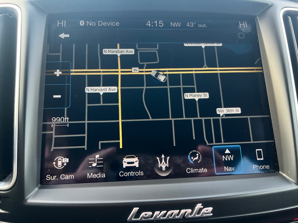 Photo 13 of this MASERATI LEVANTE