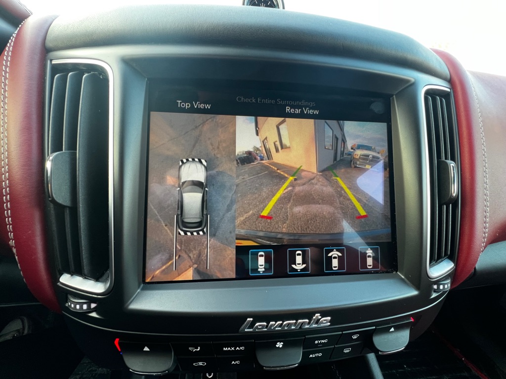 Photo 29 of this MASERATI LEVANTE
