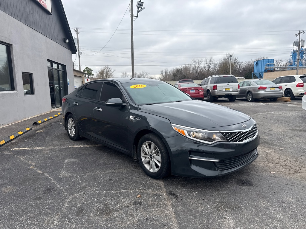 Photo 3 of this KIA OPTIMA