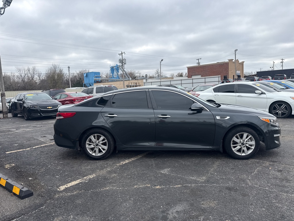 Photo 4 of this KIA OPTIMA