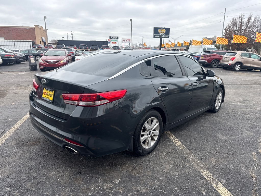 Photo 5 of this KIA OPTIMA