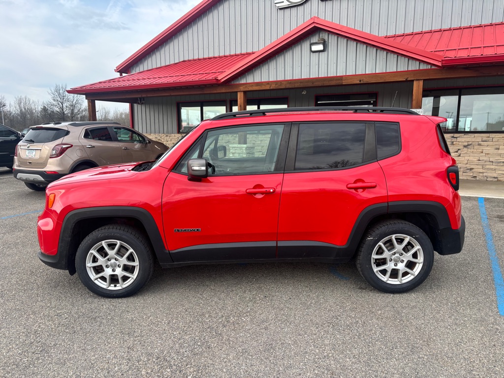 View vehicle photo 3