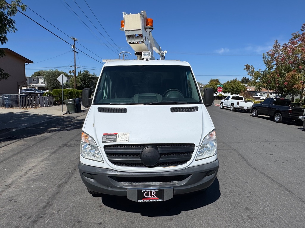 Photo 3 of this MERCEDES-BENZ SPRINTER