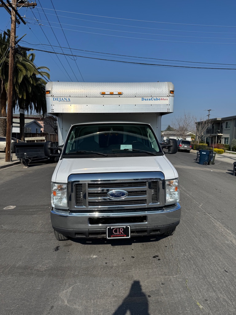Photo 2 of this FORD ECONOLINE