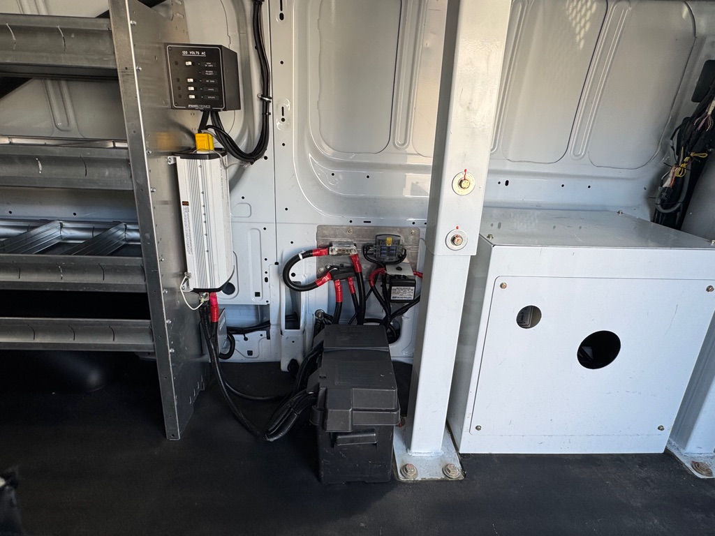 Photo 18 of this FORD TRANSIT