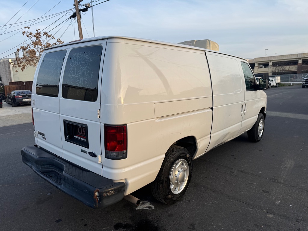 Photo 9 of this FORD ECONOLINE