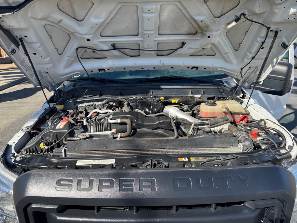 Photo 17 of this FORD F250