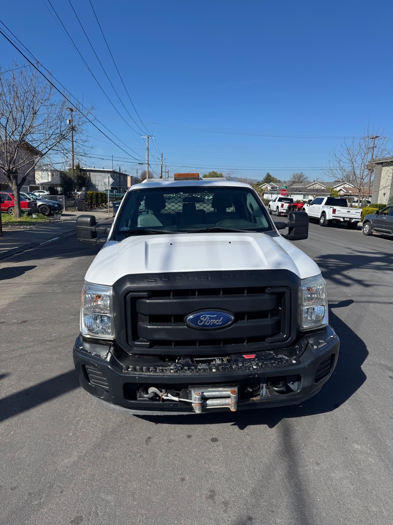 Photo 3 of this FORD F250