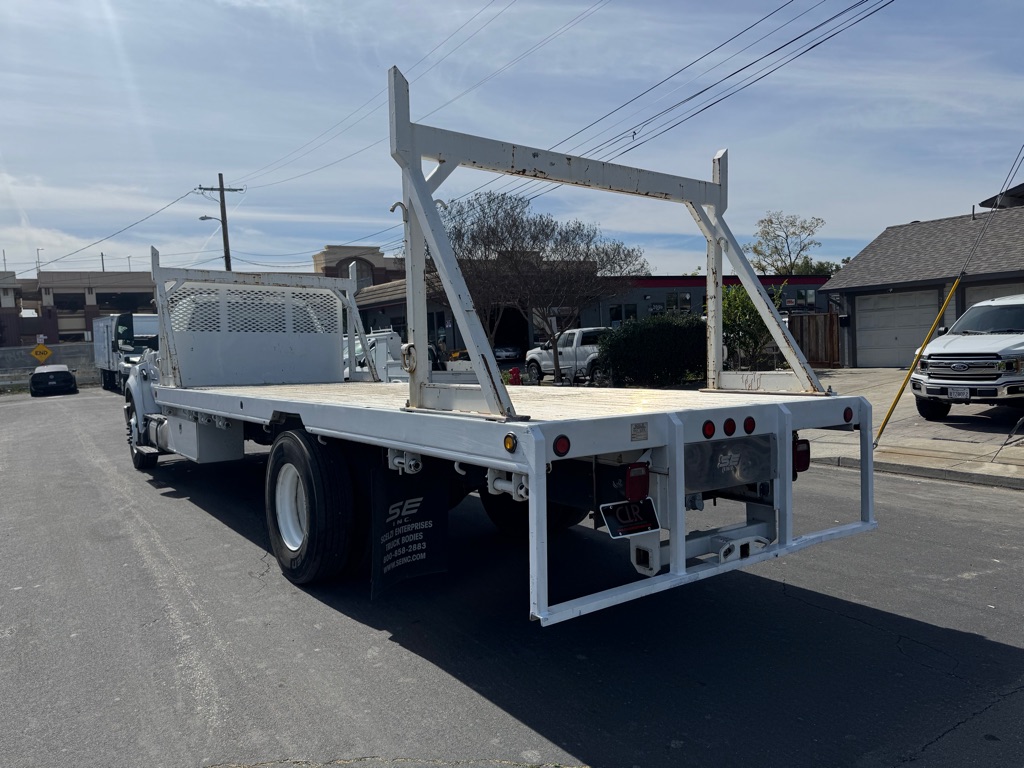Photo 8 of this FORD F650
