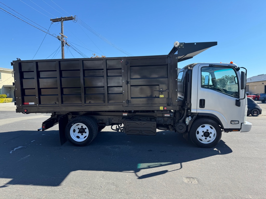 Photo 5 of this ISUZU NRR