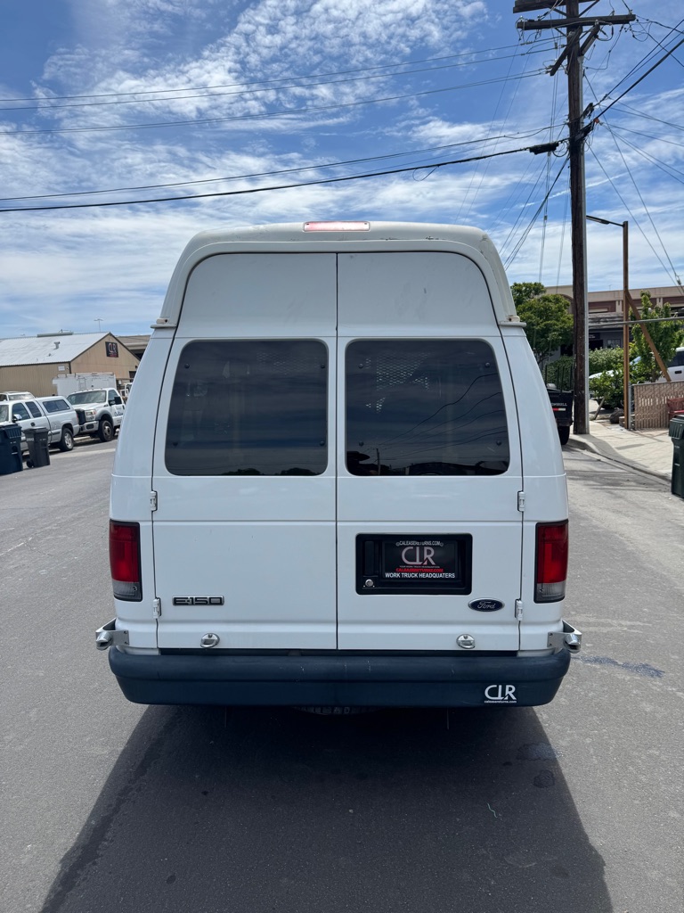 Photo 9 of this FORD ECONOLINE