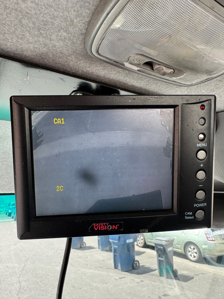 Photo 18 of this ISUZU NQR
