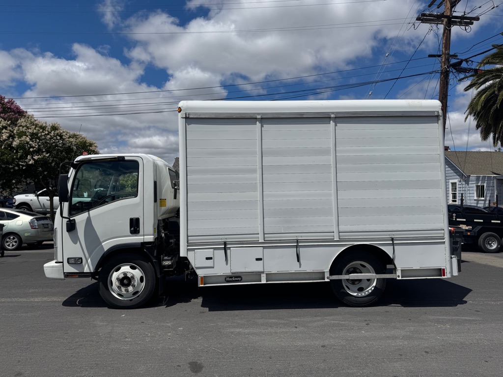 Photo 7 of this ISUZU NQR