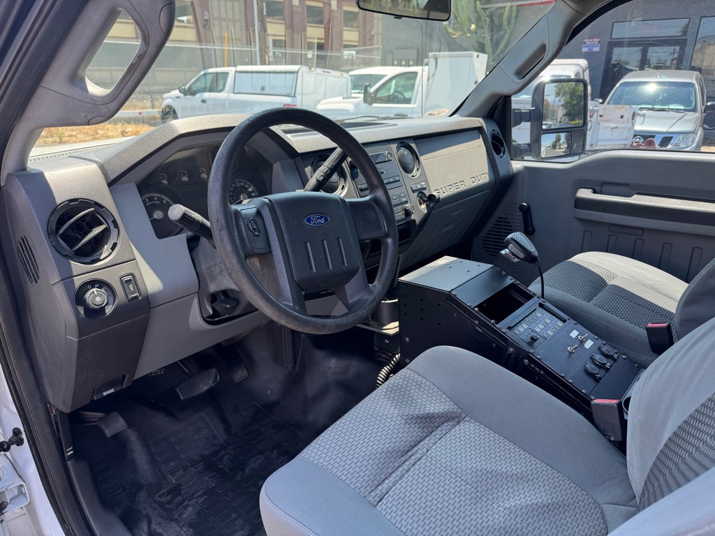 Photo 11 of this FORD F250
