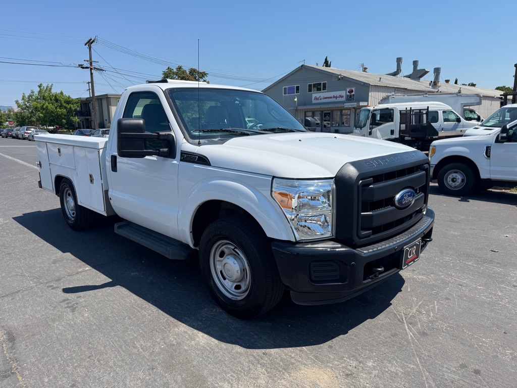 Photo 3 of this FORD F250
