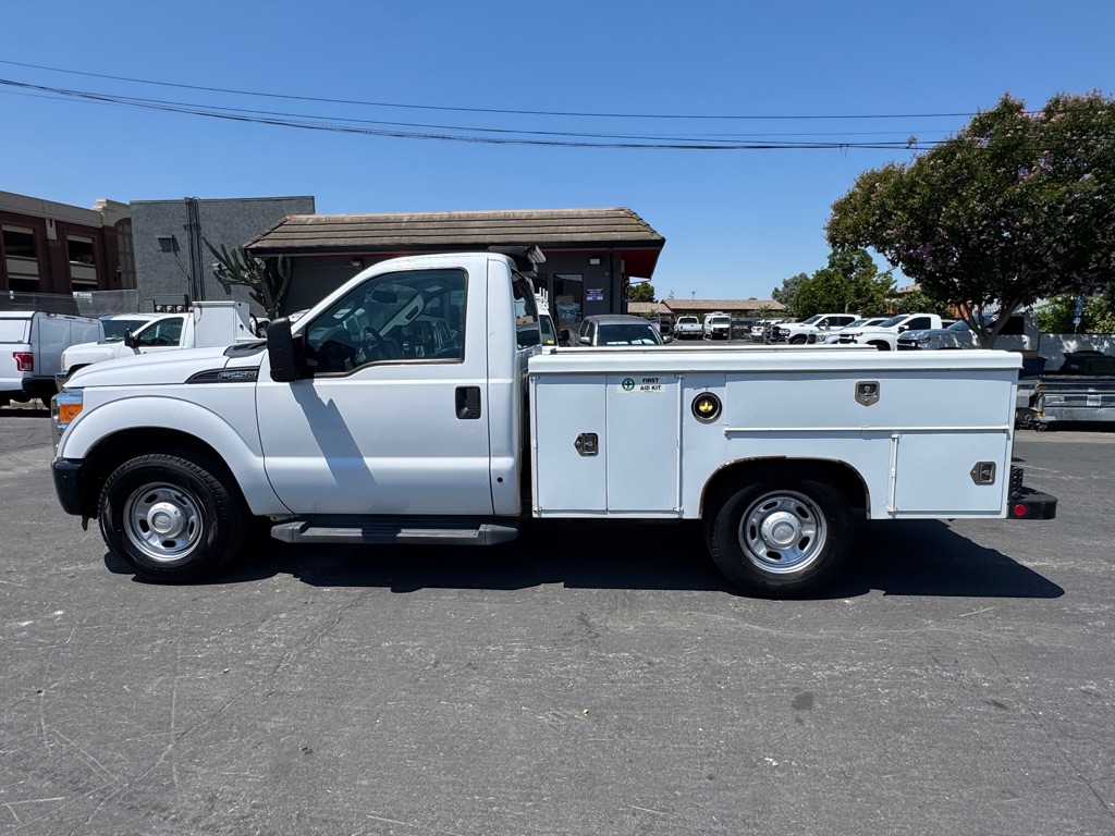 Photo 8 of this FORD F250