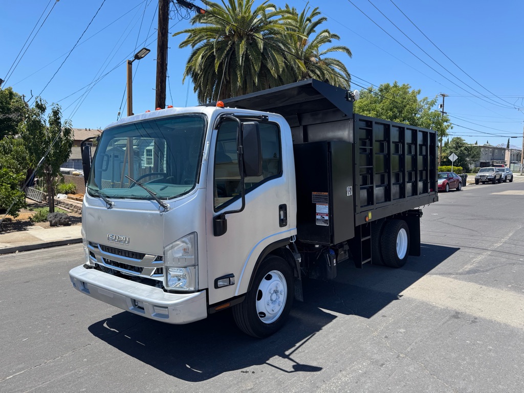 2019 ISUZU NRR