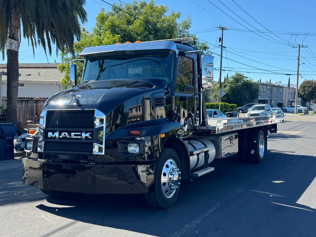 2024 MACK MD