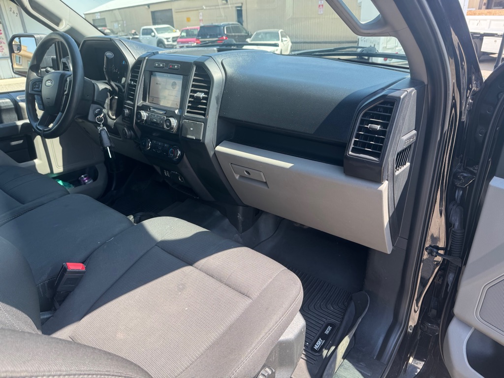 Photo 13 of this FORD F150