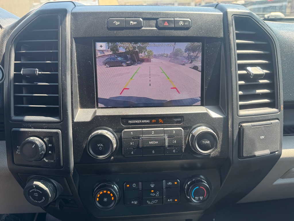 Photo 18 of this FORD F150