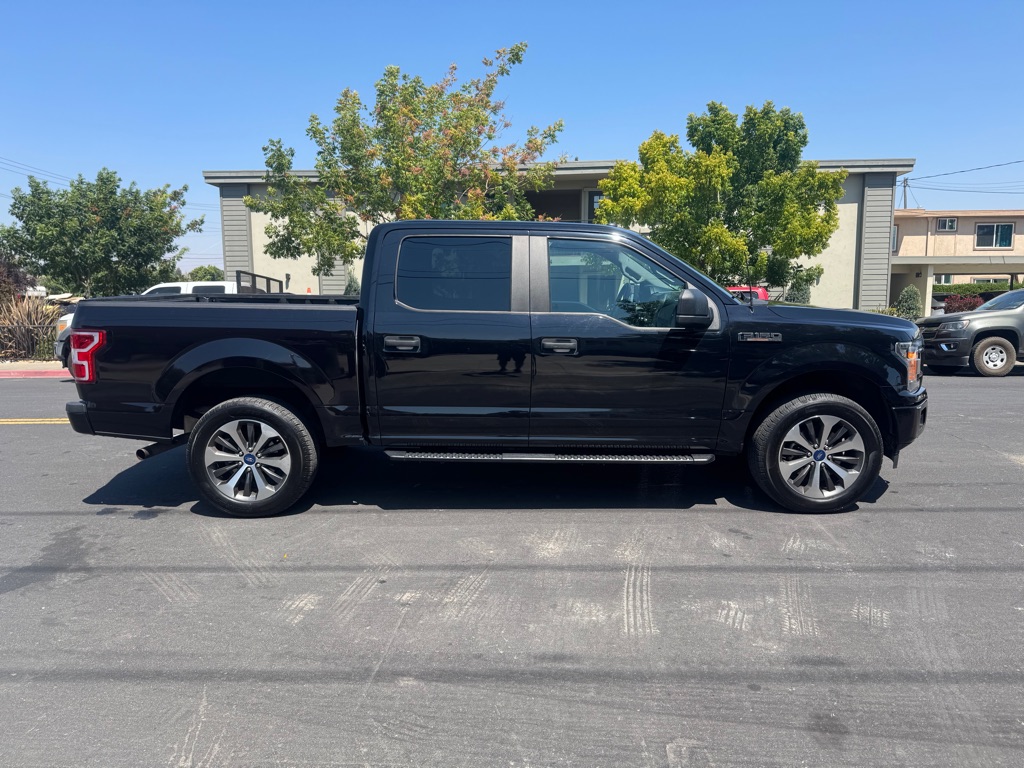 Photo 7 of this FORD F150
