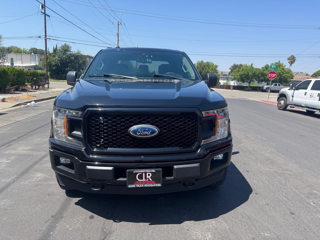 Photo 3 of this FORD F150