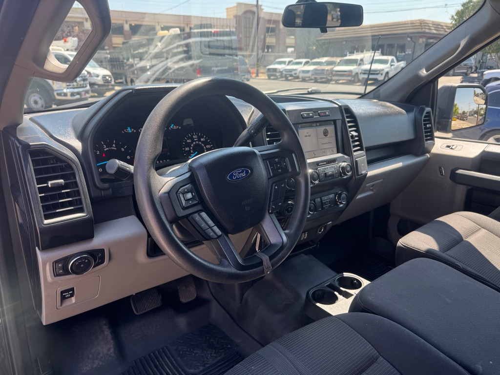 Photo 11 of this FORD F150