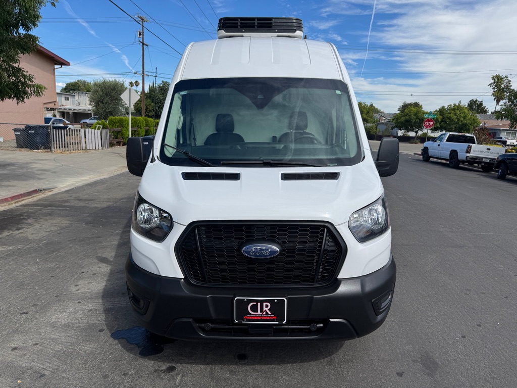 Photo 3 of this FORD TRANSIT