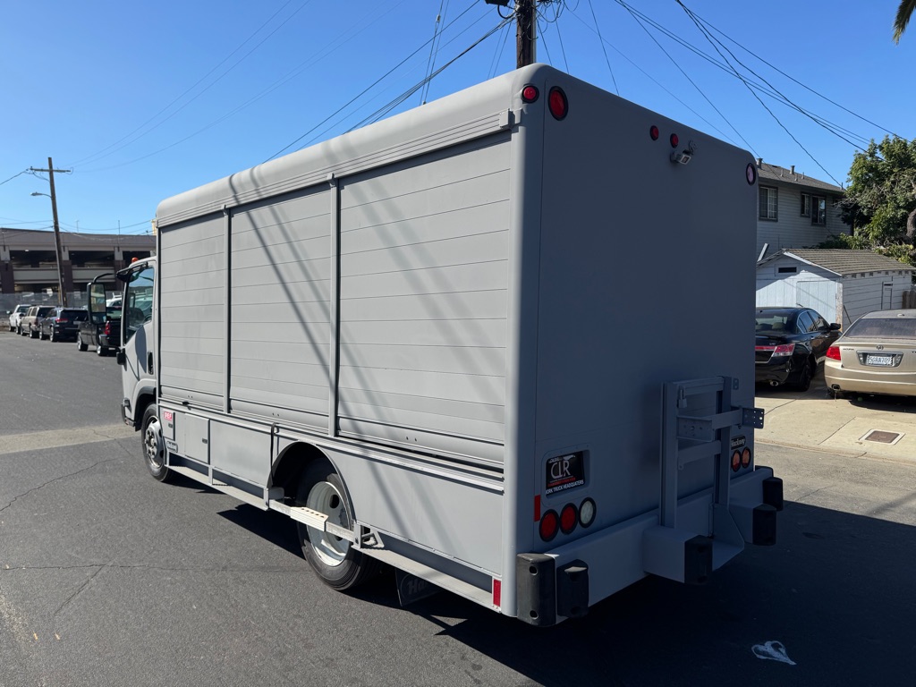 Photo 4 of this ISUZU NRR