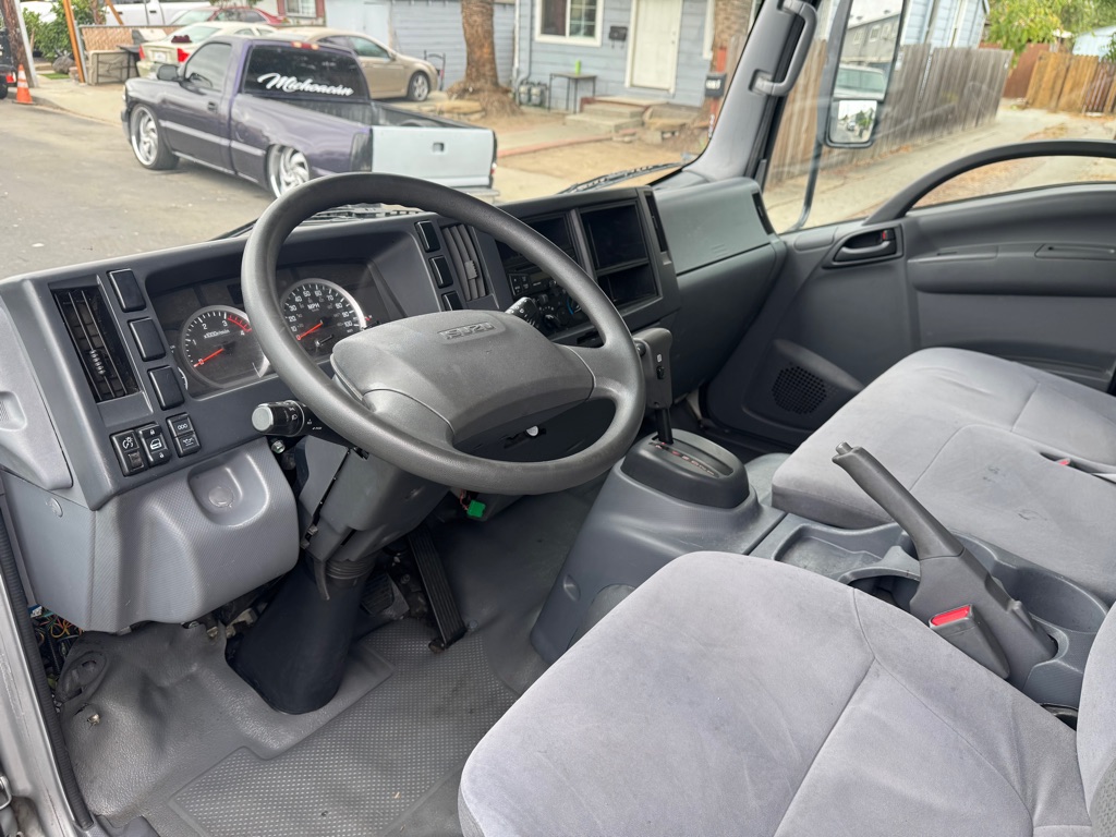 Photo 10 of this ISUZU NRR