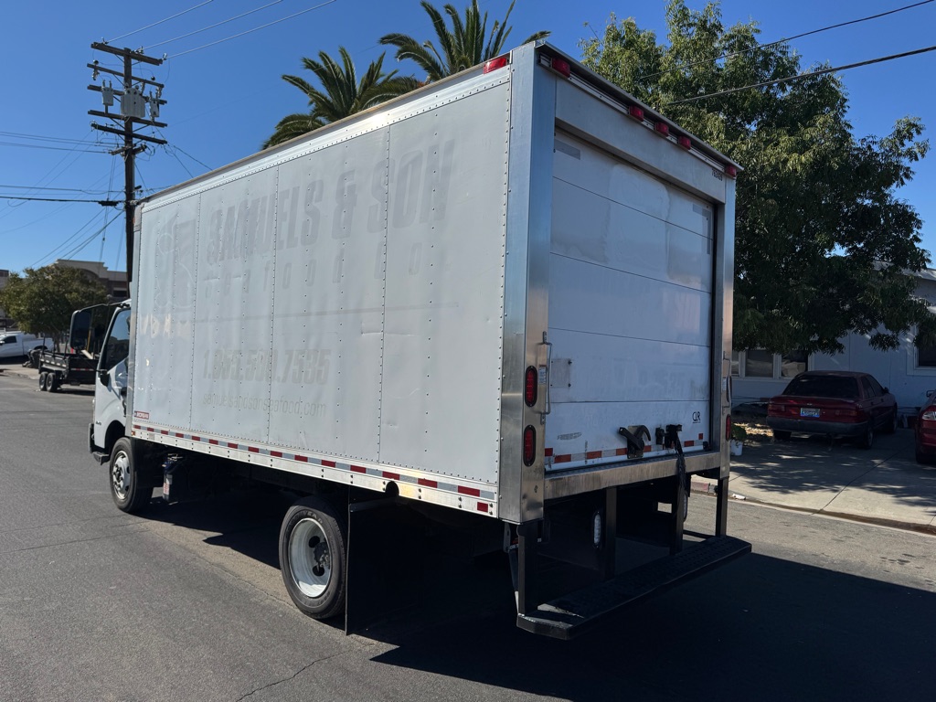 Photo 5 of this HINO 195