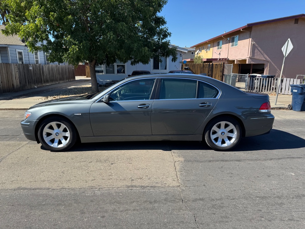 Photo 7 of this BMW 750