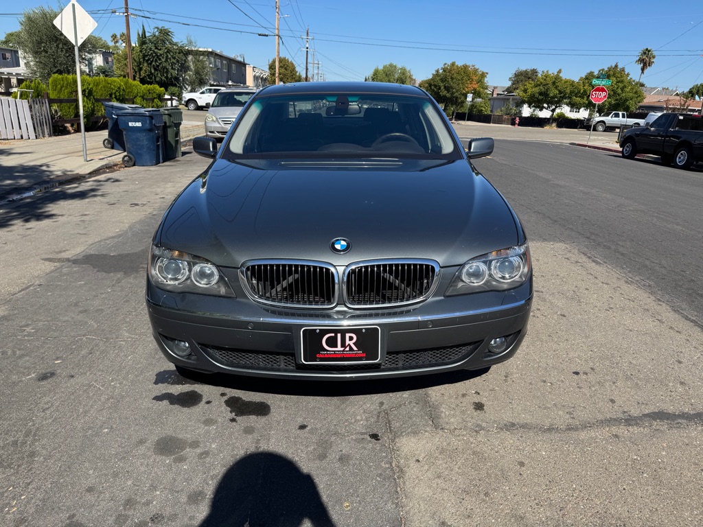 Photo 3 of this BMW 750