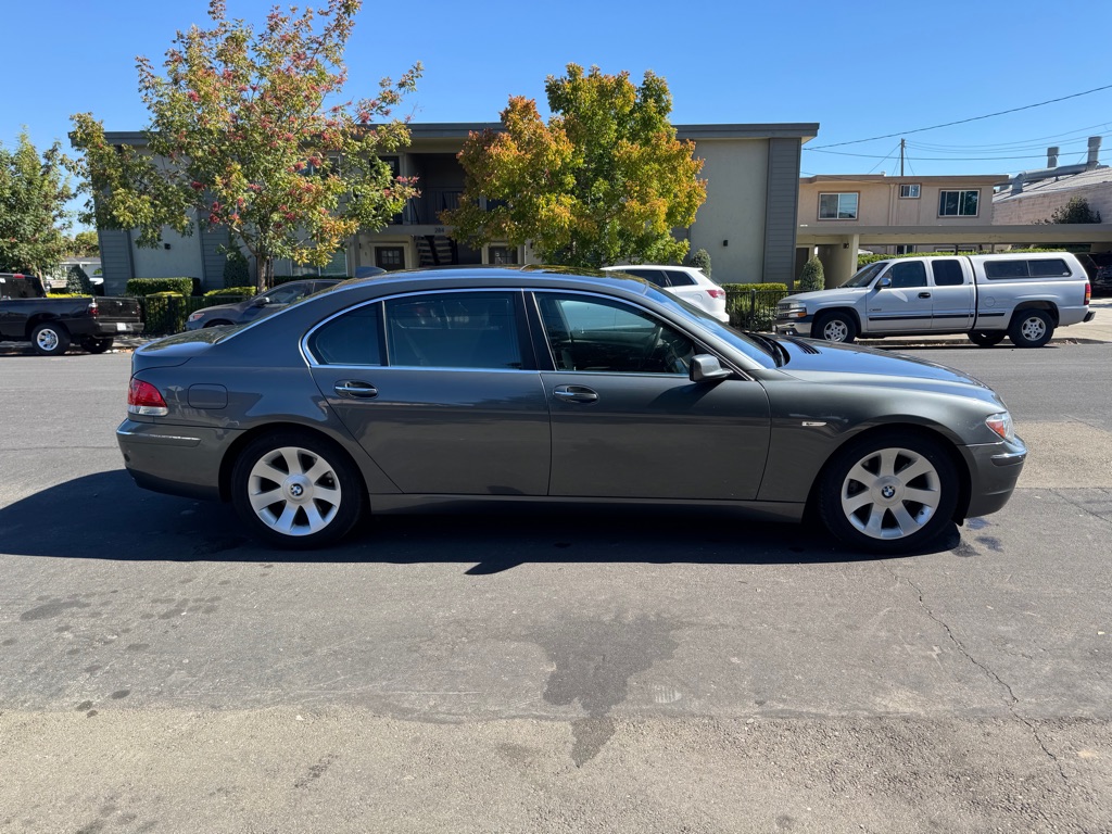 Photo 6 of this BMW 750