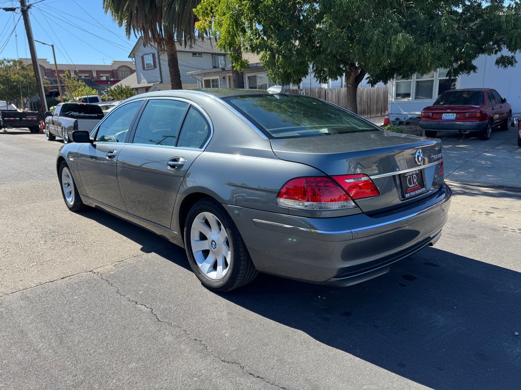 Photo 5 of this BMW 750
