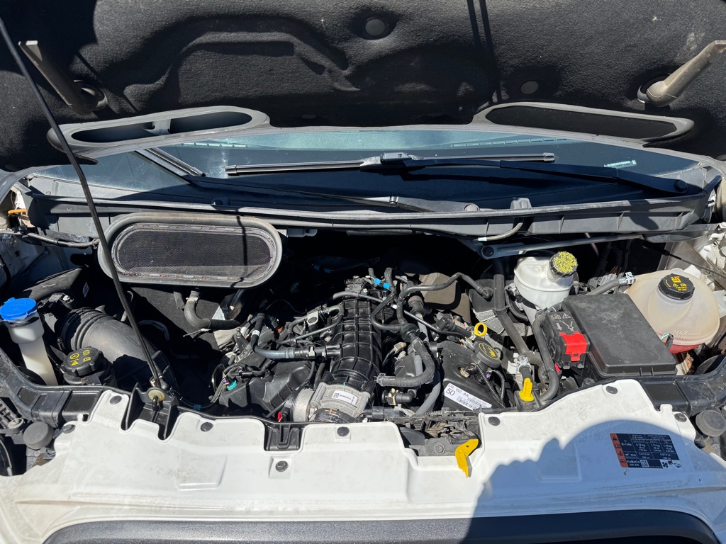 Photo 9 of this FORD TRANSIT
