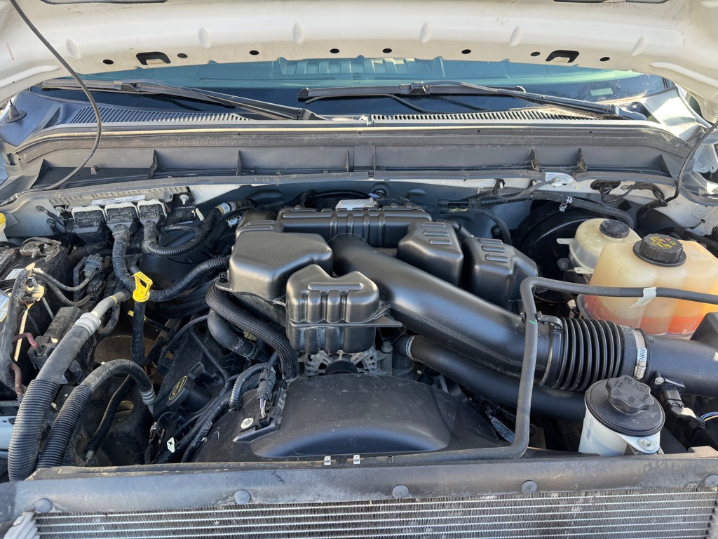Photo 11 of this FORD F250