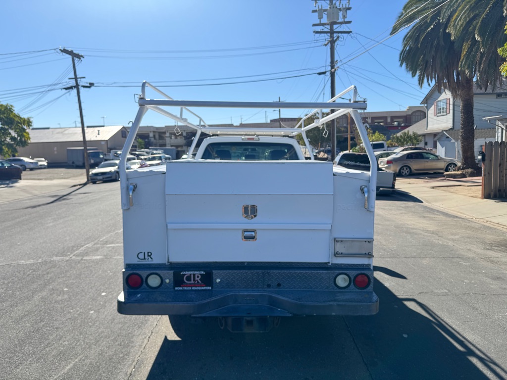 Photo 8 of this FORD F250