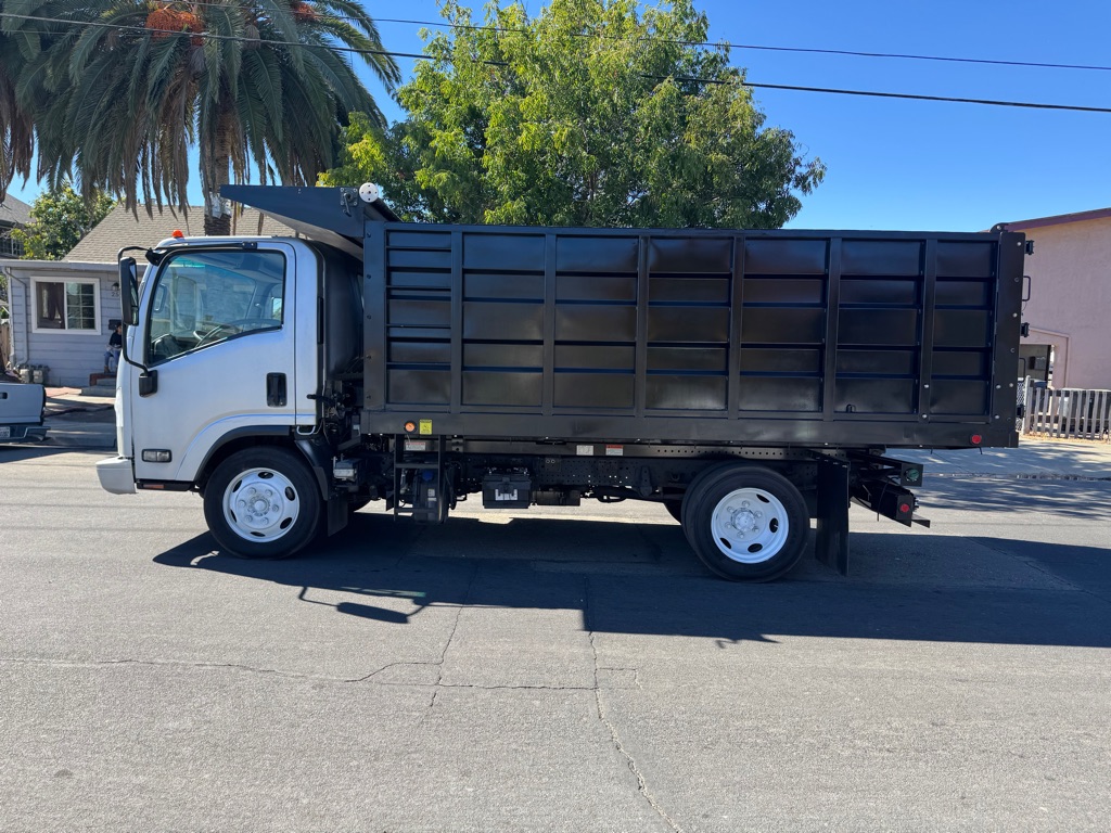Photo 7 of this ISUZU NRR