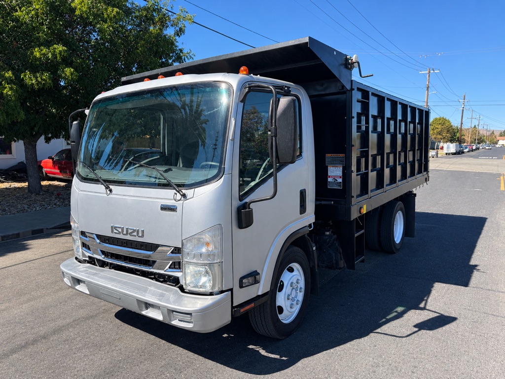 2019 ISUZU NRR