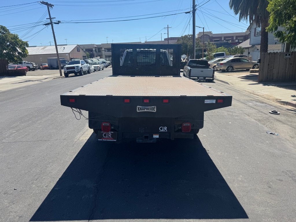 Photo 8 of this FORD F450