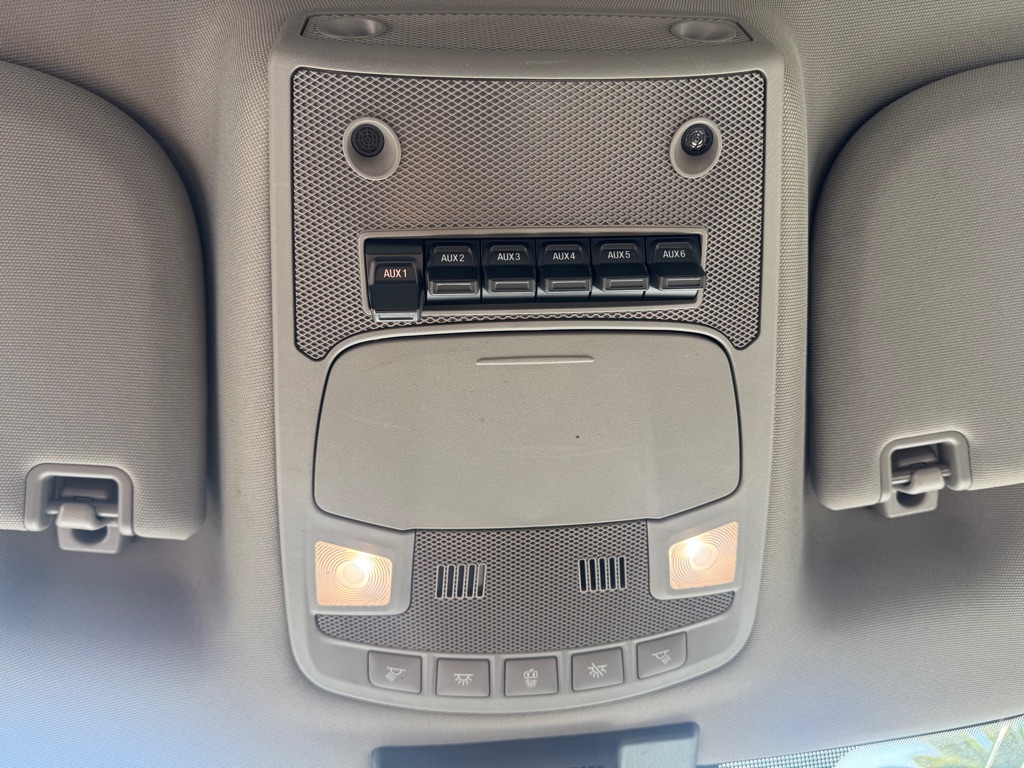 Photo 14 of this FORD F450