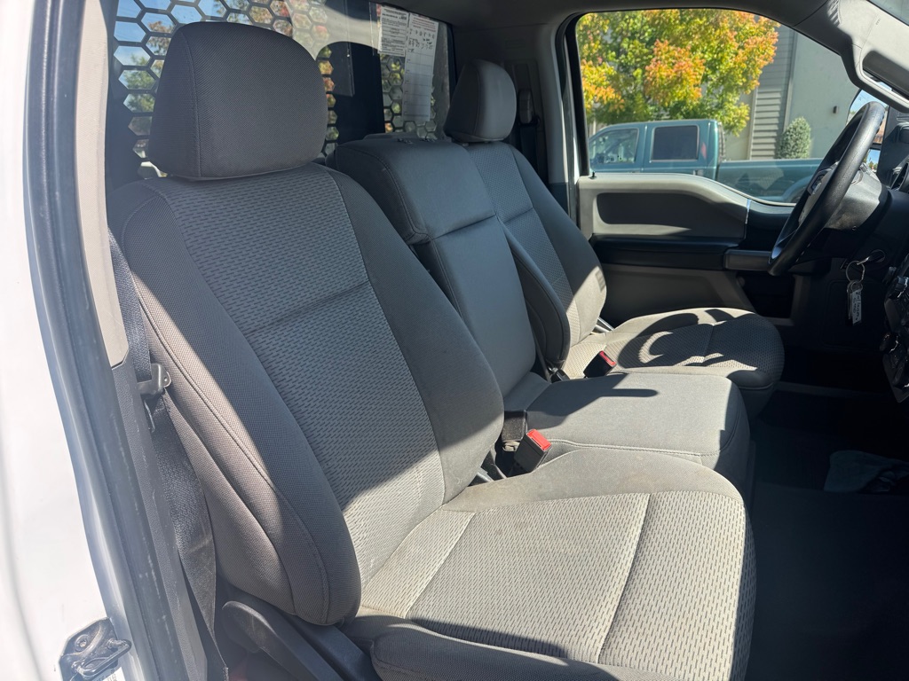 Photo 13 of this FORD F450