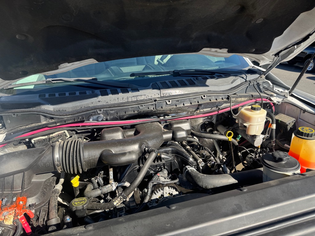 Photo 11 of this FORD F450