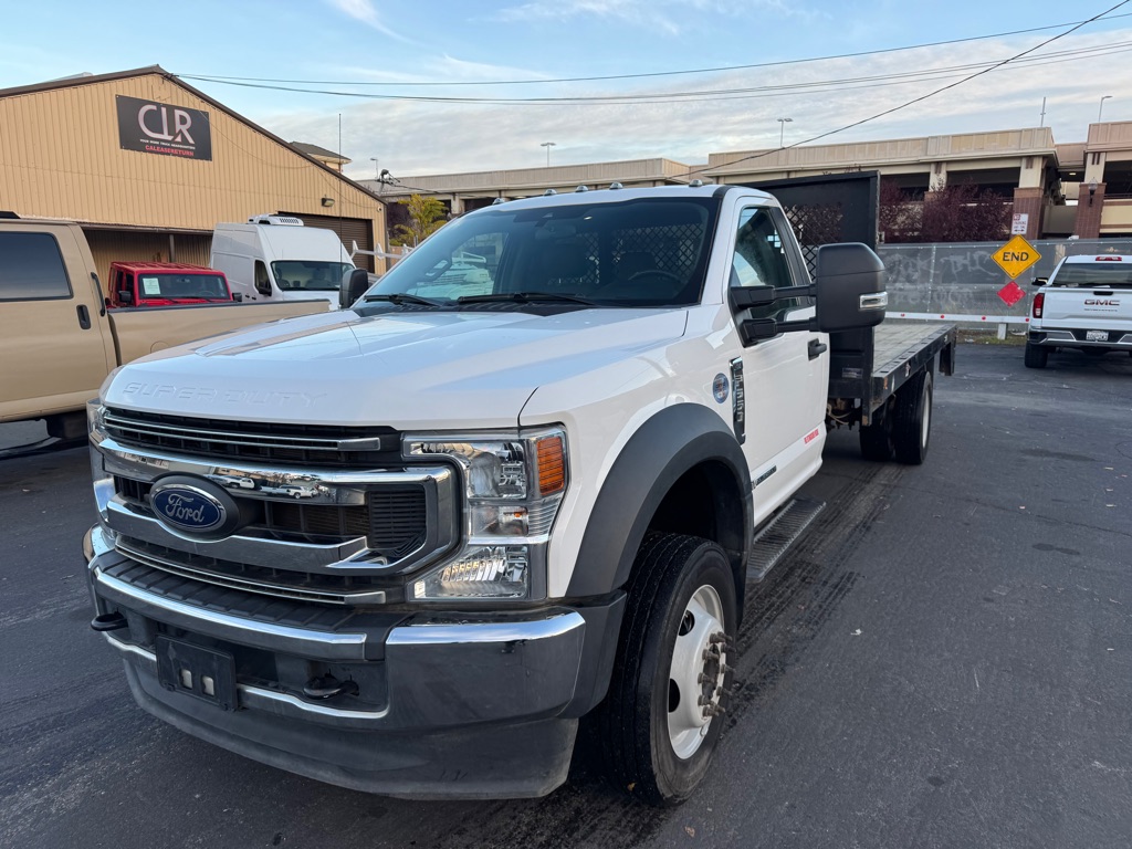 Photo 4 of this FORD F550