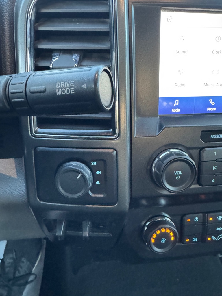 Photo 23 of this FORD F550