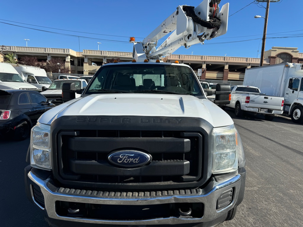 Photo 13 of this FORD F550