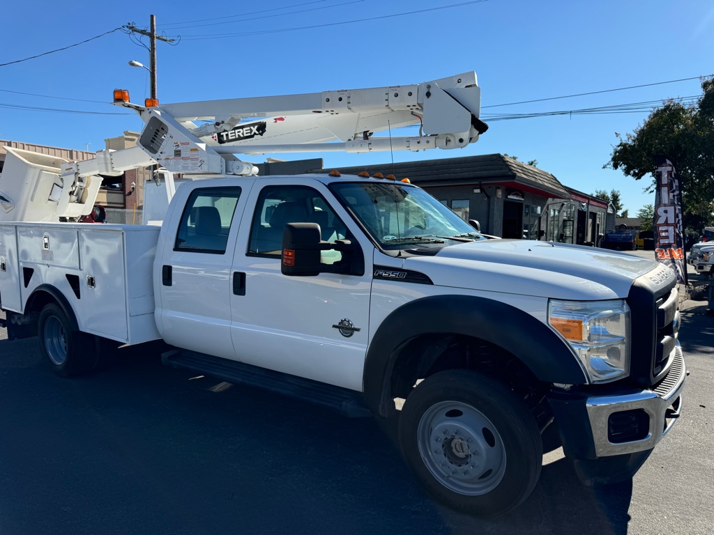 Photo 12 of this FORD F550