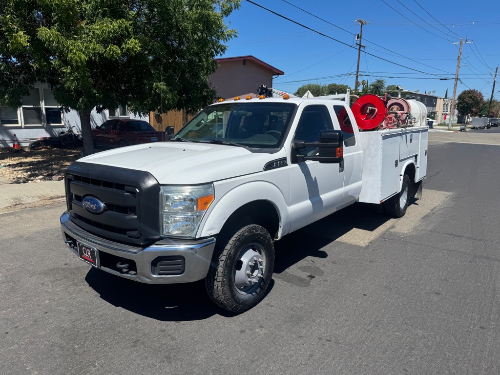 2015 FORD F350